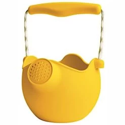 Arrosoir Enfant En Silicone Jaune Moutarde Scrunch® - Jouets De Plage
